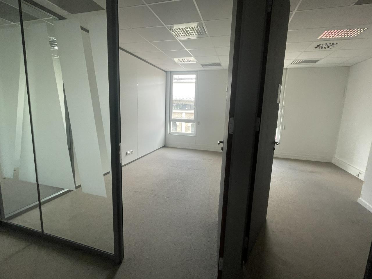Bureau Grenoble 5046m² Location bureau Grenoble Isère OLBUR2109759 8